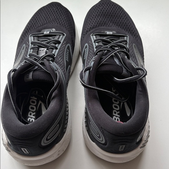 Brooks Ariel GTS 23 Women's Running Shoes Black Gray Size 9 Sneakers Jog - Picture 4 of 10